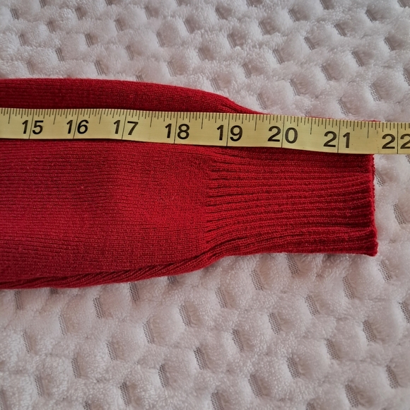 Vintage  IZOD/ LACOSTE SWEATER  UNISEX  SIZE 20 /S red - Picture 9 of 9